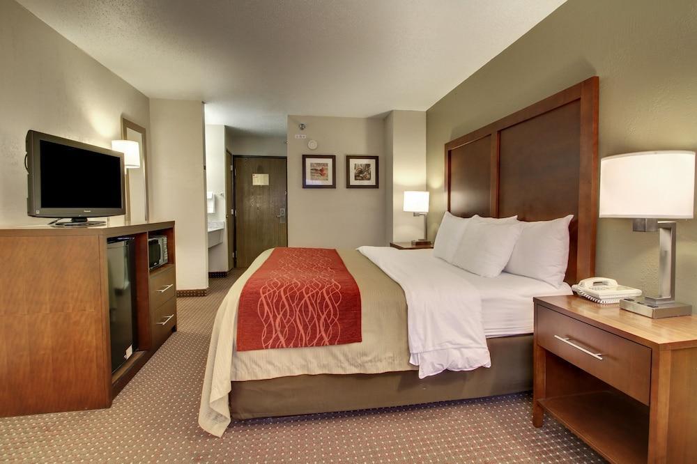 Quality Inn Waverly Экстерьер фото